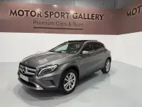 Usado Mercedes GLA220 Urban 170 CV (125 kW) 2015 Gris / plata SUV
