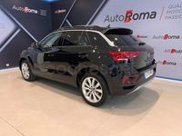 Usado VW T-Roc Life 150 CV (110 kW) 2023 Gris / plata SUV