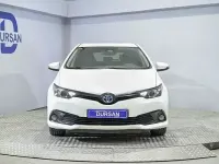 Usado Toyota Auris Hybrid 136 CV (100 kW) 2018 Blanco Utilitario