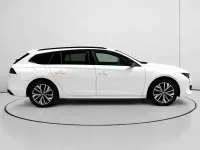 Usado Peugeot 508 SW Allure 131 CV (96 kW) 2022 Blanco Familiar