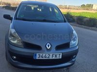 Usado Renault Clio II 100 CV (73 kW) 2009 Beige Berlina