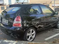 Usado Hyundai Accent 110 CV (80 kW) 2007 Negro Berlina