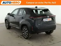 Usado Toyota Yaris Cross Active 116 CV (85 kW) 2021 Negro SUV