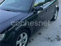 Usado Audi A3 Attraction 105 CV (77 kW) 2013 Negro Berlina