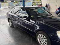 Usado Mercedes E220 Elegance 150 CV (110 kW) 2007 Azul Berlina