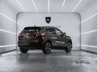 Usado Nissan Qashqai Premium Edition 163 CV (119 kW) 2015 Marrón SUV