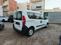 Używany Fiat Doblò Active 90 KM (66 kW) 2014 Biały Minivan
