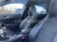 Usado Mercedes A180 AMG line 109 CV (80 kW) 2016 Blanco Utilitario