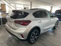 Usado Ford Focus Active X 155 CV (114 kW) 2022 Plateado SUV