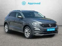 Usado VW T-Roc Advance 110 CV (80 kW) 2022 Gris / plata SUV