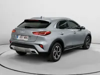 Usado Kia XCeed 136 CV (100 kW) 2022 Gris SUV