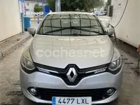 Usado Renault Clio IV Dynamique 90 CV (66 kW) 2013 Gris / plata Berlina