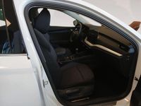 Nuevo Skoda Octavia Selection 116 CV (85 kW) 2025 Blanco Berlina