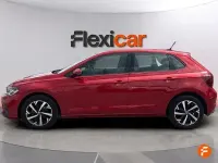 Usado VW Polo Life 95 CV (69 kW) 2022 Rojo Utilitario