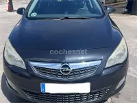 Usado Opel Astra Excellence 110 CV (80 kW) 2012 Negro Berlina