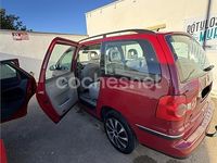 Usado VW Sharan Comfortline 140 CV (102 kW) 2006 Rojo Monovolumen