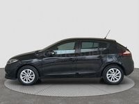 Usado Renault Mégane LIMITED 115 CV (84 kW) 2015 Negro Berlina