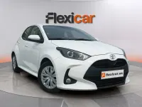 Usado Toyota Yaris Edition 125 CV (91 kW) 2023 Blanco Utilitario