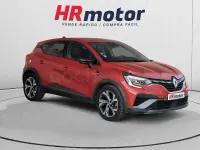 Usado Renault Captur RS Line 145 CV (106 kW) 2022 Rojo SUV