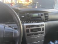 Usado Toyota Corolla Terra 90 CV (66 kW) 2005 Gris / plata Berlina