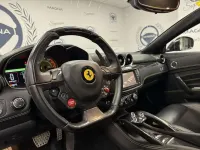 Usado Ferrari FF 661 CV (486 kW) 2012 Negro Familiar
