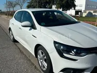 Usado Renault Mégane IV Business 115 CV (84 kW) 2019 Blanco Berlina