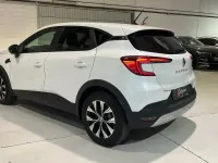 Usado Renault Captur Evolution 90 CV (66 kW) 2023 Blanco SUV
