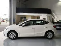 Usado Seat Ibiza Reference 80 CV (58 kW) 2022 Blanco Utilitario