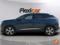 Usado Peugeot 3008 Allure 130 CV (95 kW) 2024 Verde SUV
