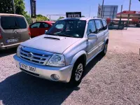 Usado Suzuki Grand Vitara 110 CV (80 kW) 2005 Gris SUV