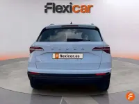 Usado Skoda Karoq Active 116 CV (85 kW) 2022 Blanco SUV