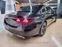 Usado Mercedes E300 313 CV (230 kW) 2025 Gris / plata Berlina