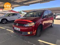 Usado VW Touran Advance 110 CV (80 kW) 2015 Rojo Monovolumen