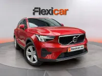 Usado Volvo XC40 129 CV (94 kW) 2023 Rojo SUV