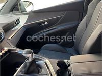 Usado Peugeot 3008 Allure 130 CV (95 kW) 2017 Blanco SUV