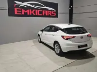 Usado Opel Astra Business 110 CV (80 kW) 2018 Blanco Utilitario
