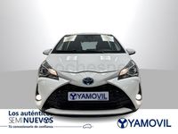 Usado Toyota Yaris Hybrid Active 100 CV (73 kW) 2019 Blanco Berlina