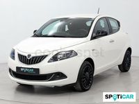 Usado Lancia Ypsilon Silver 69 CV (50 kW) 2022 Blanco Utilitario