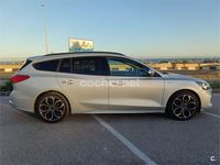 Begagnad Ford Focus ST-Line 120 HK (88 kW) 2019 Grå Kombi