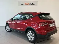 Usado Seat Arona Style 110 CV (80 kW) 2024 Rojo SUV