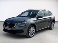Usado Skoda Kamiq Sport 110 CV (80 kW) 2023 Gris / plata SUV