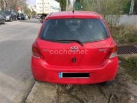 Usado Toyota Yaris 101 CV (74 kW) 2009 Rojo Utilitario