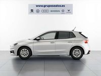 Usado Skoda Fabia Selection 95 CV (69 kW) 2025 Blanco Utilitario