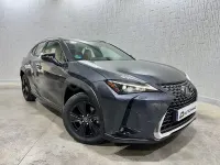Usado Lexus UX 199 CV (146 kW) 2026 Gris / plata SUV