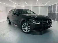 Usado Mercedes C180 120 CV (88 kW) 2016 Marrón Familiar