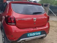 Usado Dacia Sandero 90 CV (66 kW) 2018 Rojo Utilitario