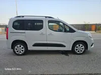Usado Opel Combo Life Edition 102 CV (75 kW) 2023 Blanco Monovolumen