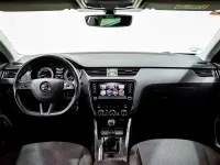 Usado Skoda Octavia Style 150 HP (110 kW) 2019 Bege Carrinha