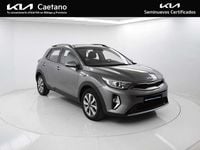 Usado Kia Stonic 101 CV (74 kW) 2025 Gris SUV