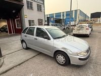 Usado Seat Ibiza Stella 68 CV (50 kW) 2001 Gris / plata Utilitario